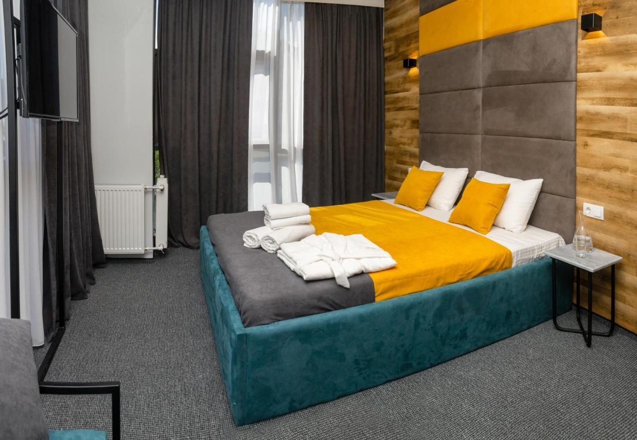 Bg Palace Hotel Tbilisi Eksteriør bilde