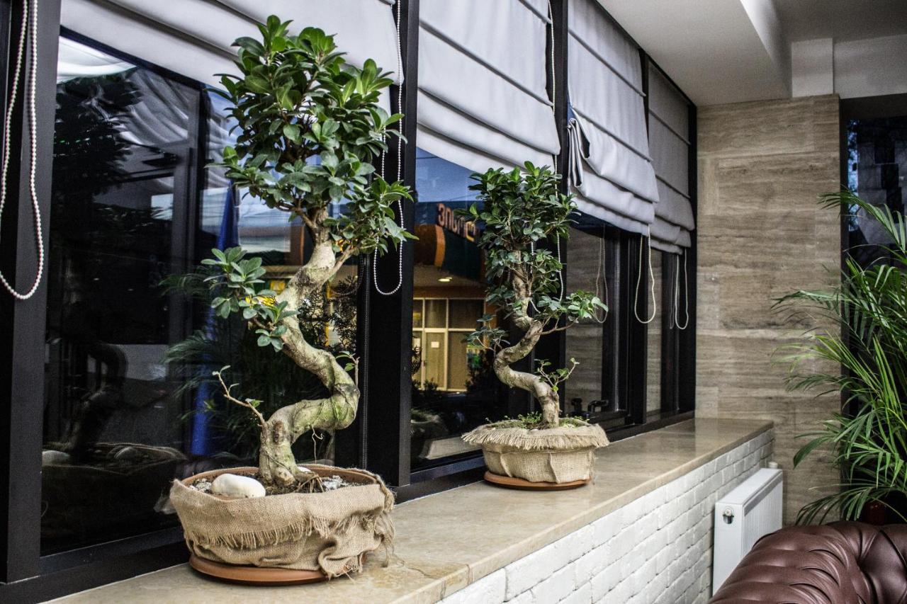 Bg Palace Hotel Tbilisi Eksteriør bilde