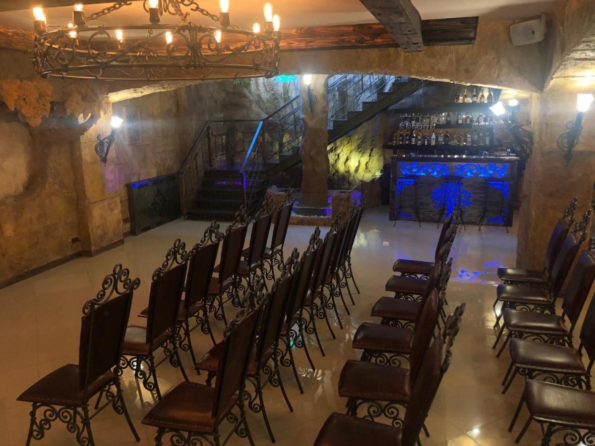 Bg Palace Hotel Tbilisi Eksteriør bilde